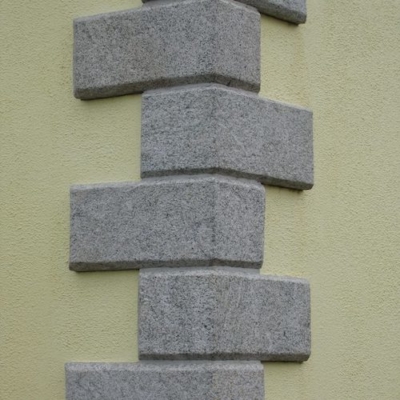 STONE QUOINS